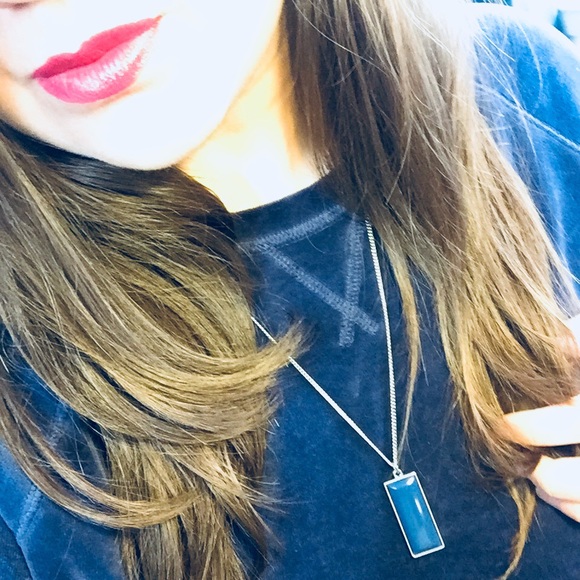 🚛MOVING SALE 🚛
Rectangle pendant necklace 🔷 - Picture 5 of 5